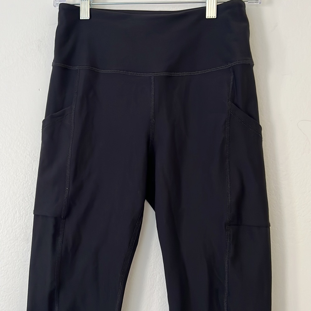 Lulu’s Women’s Black Leggings Size M